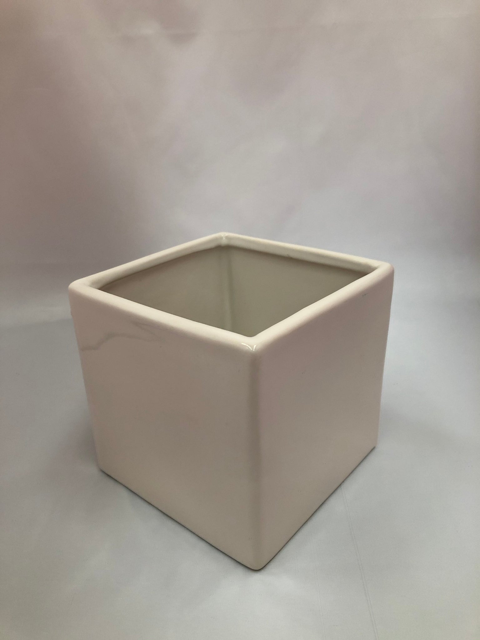 White ceramic cube vase medium - Wellington Wedding Hire